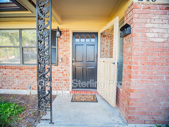 2nd image of 246 SE Tribble St