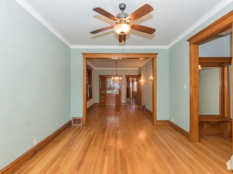 3710 N Damen Ave #1 — Photo 6