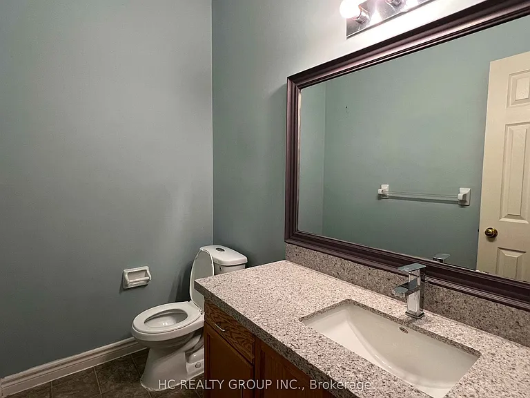 1570 Richmond St #27 — Photo 9