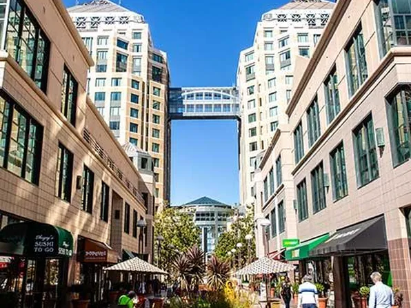 718 Clay St, Oakland, CA