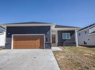6012 78th Ave S, Horace, ND 58047