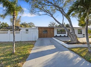 1600 Connecticut Ave NE, Saint Petersburg, FL 33703