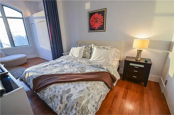 Rented by Global Realty Opportunities | media 12