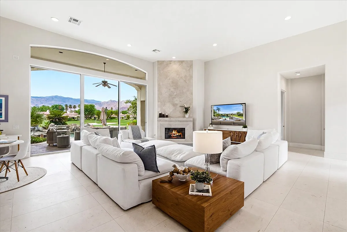 4 bed, 3349 sqft, $25,000 — Photo 4