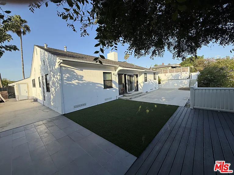 4439 Don Zarembo Dr — Photo 21