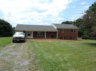 2850 Evington Rd, Evington, VA 24550