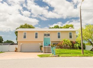 1300 Wexford Dr N, Palm Harbor, FL 34683