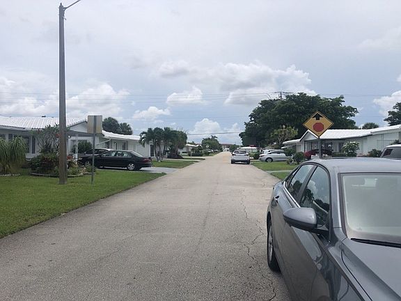 5th image of 8406 NW 59th Ct