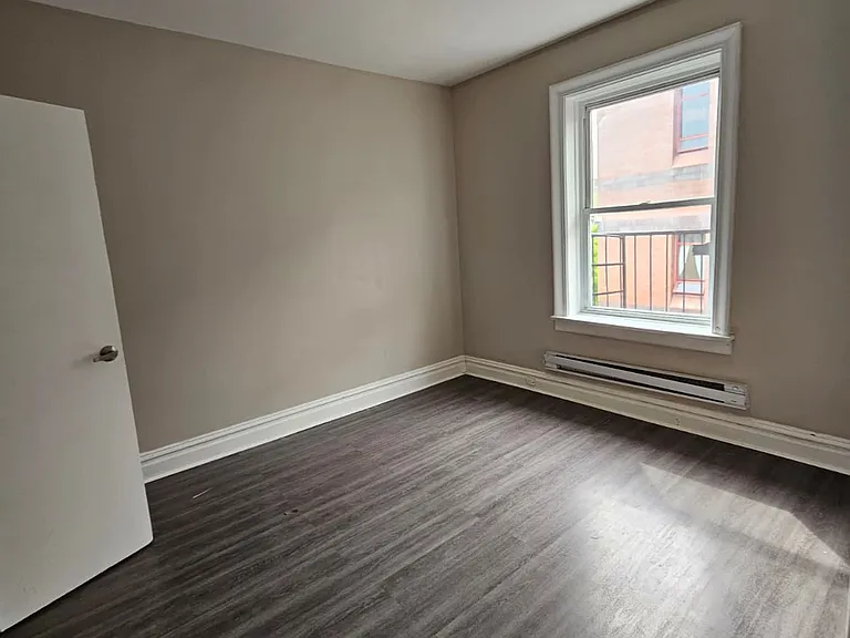 211 Grant Ave #1G — Photo 5