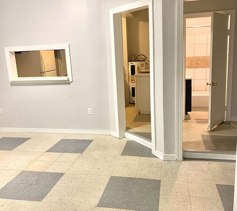 1st image of 410 Munford St APT 1