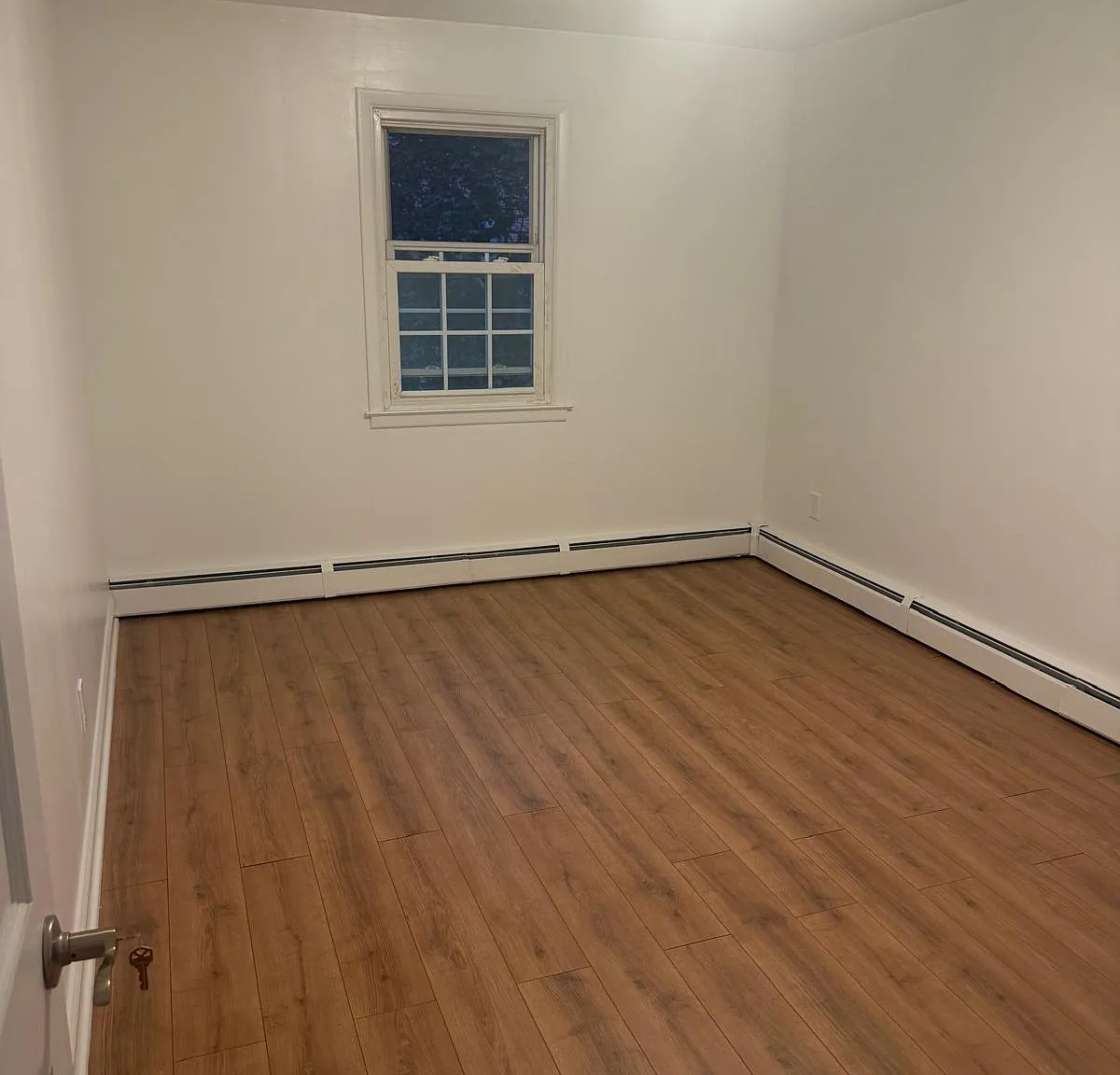 3 bed, $3,800 — Photo 3