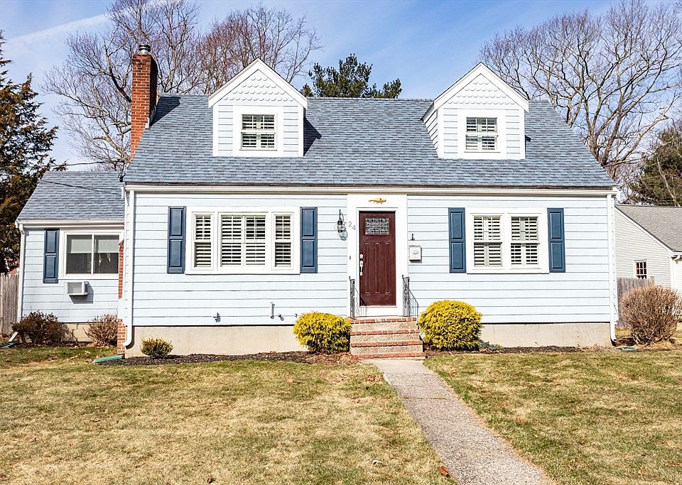 1st image of 24 Crestwood Cir