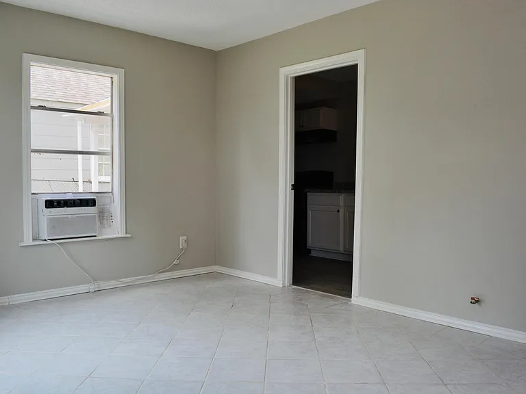 804 Pearl St #2 — Photo 2