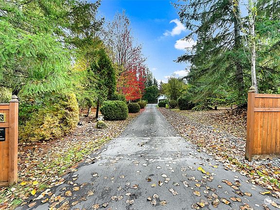 2nd image of 13218 206th Avenue NE