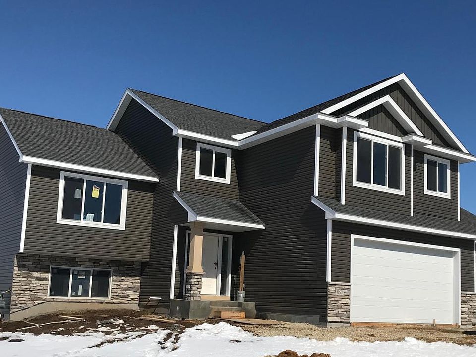 2nd image of 857 Brighton Ln NW