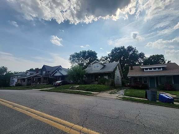 2nd image of 2912 N 10th St