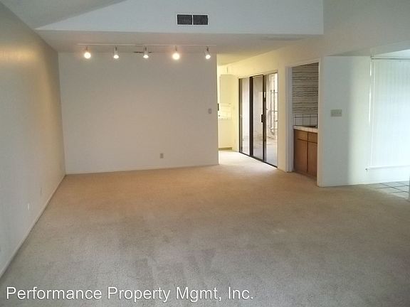 4th image of 466 W Barstow Ave APT 101