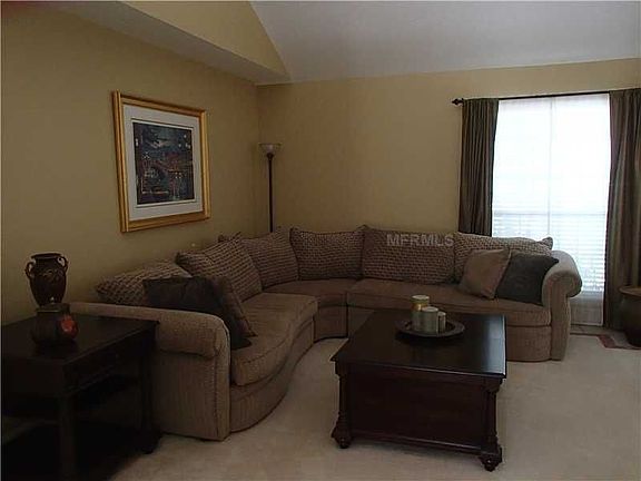 3rd image of 308 Remington Dr