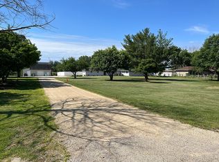 680 Rance Rd, Oswego, IL 60543