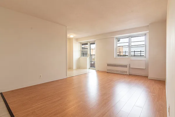 Rented by Modern Spaces | media 2