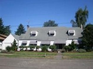 915 River St, Lebanon, OR 97355