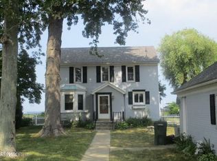 27310 Lane St, Saint Clair Shores, MI 48081