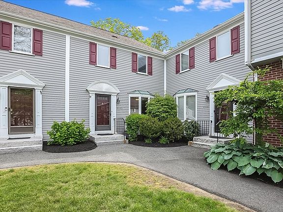 3rd image of 2203 Pheasant Creek Ln #2203