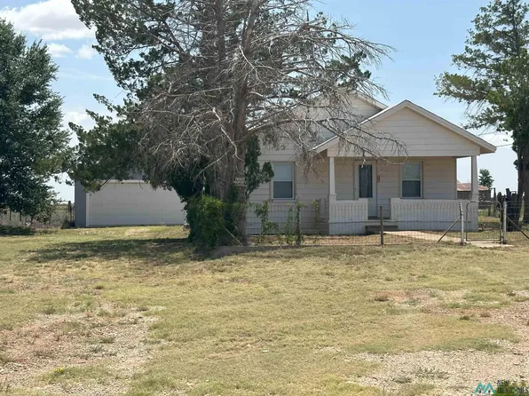 710 W Main St, House, NM 88121