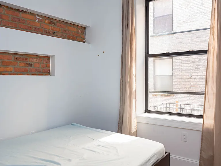 1635 Putnam Ave #5G — Photo 11