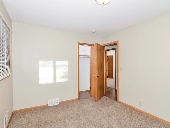 5th image of 5816 Pearson Dr