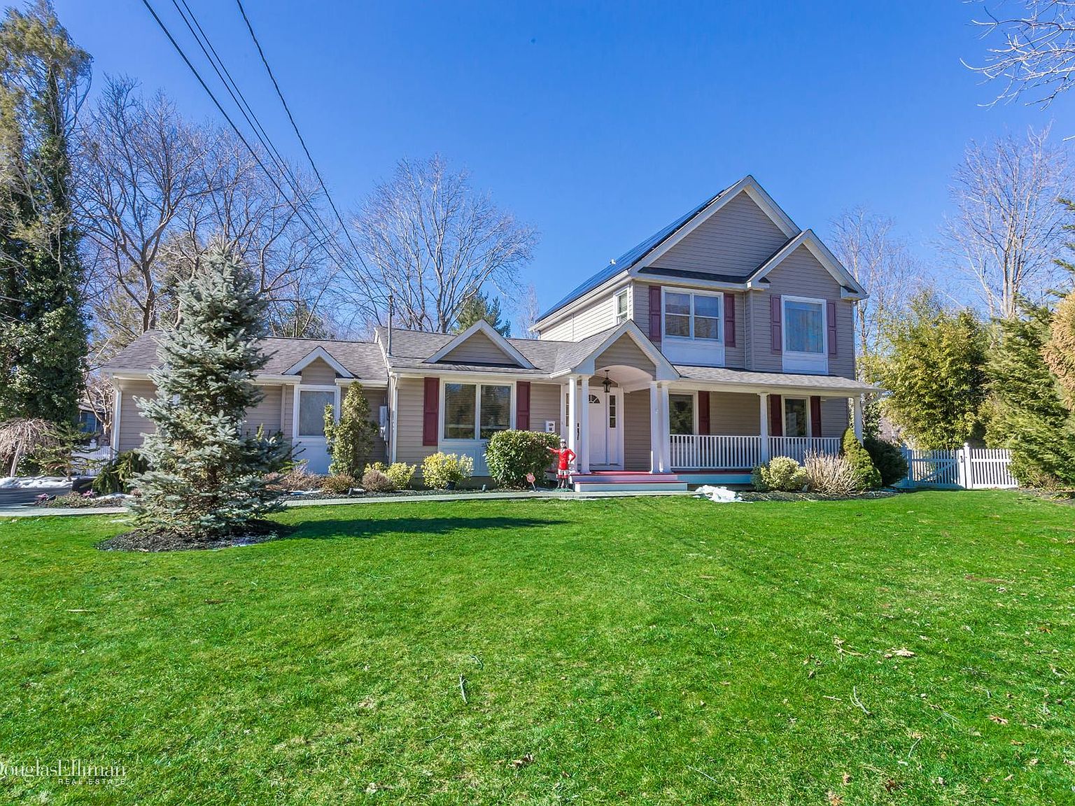 20 King Arthurs Ct, Saint James, NY 11780 | Zillow