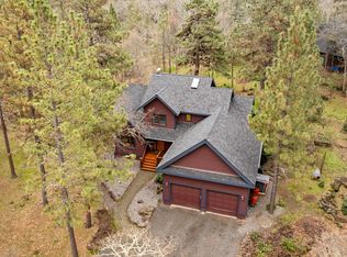 6850 Oakbrook Ln, The Dalles, OR 97058