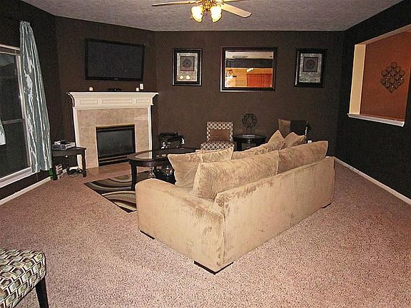 5th image of 2818 Plum Trails Ln
