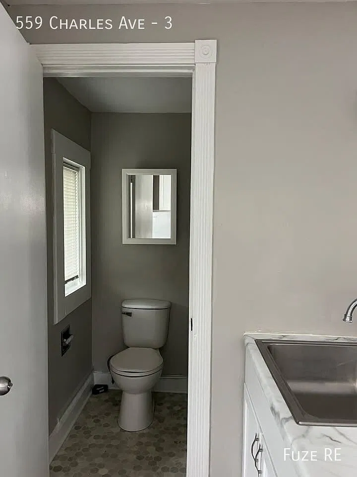 Cozy Studio Unit in St. Paul - Available Now! — Photo 4