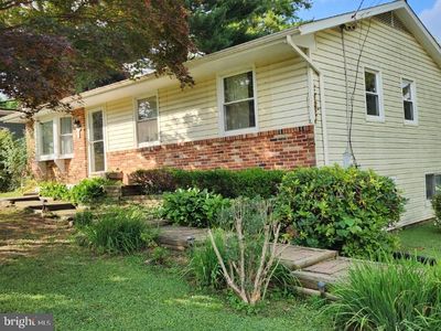 6 Dorothy Ave, Westminster, MD, 21157