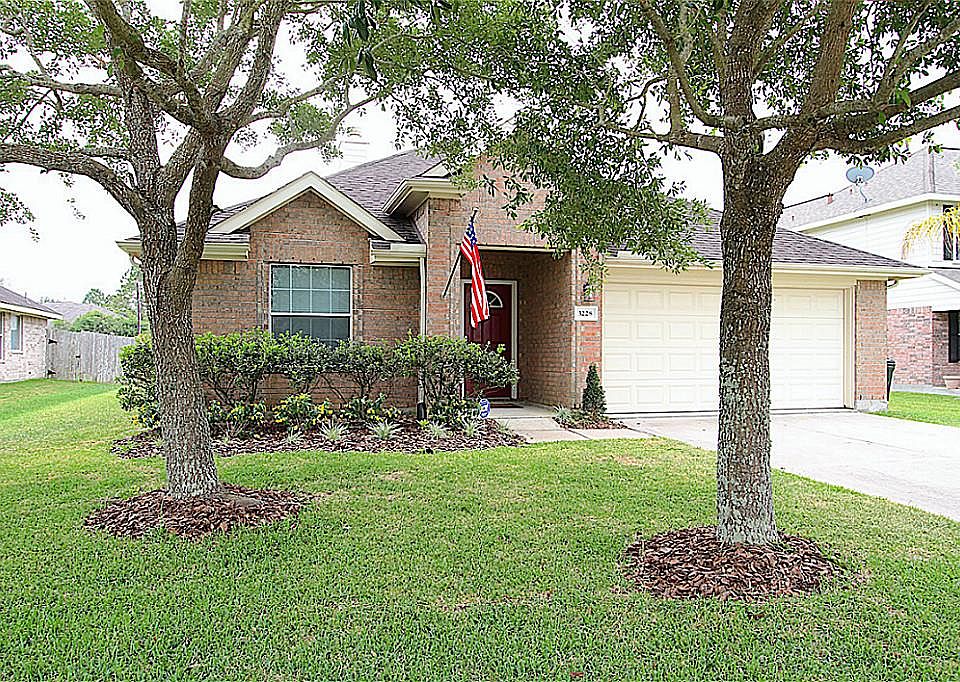 1st image of 3228 Meadow Bay Ln