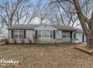 2616 S Berry Ave, Independence, MO 64057