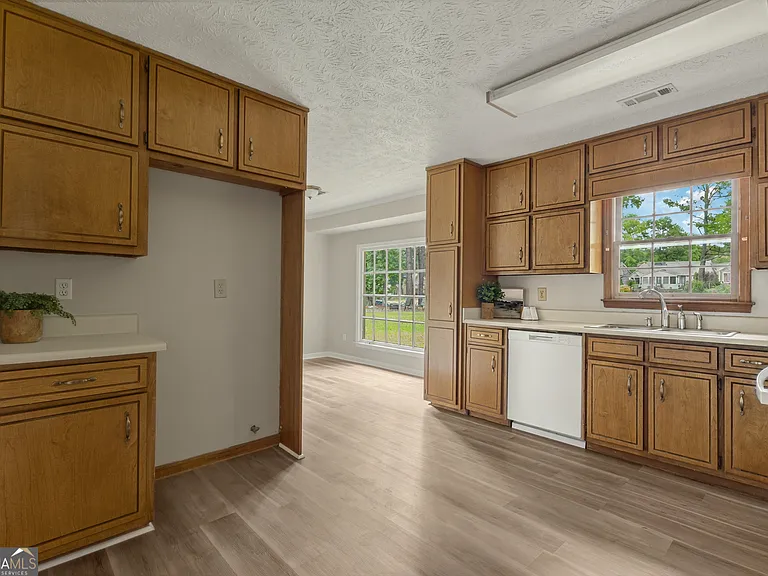116 Crofts Cor — Photo 11