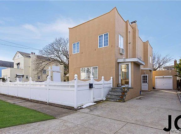 3rd image of 51 Fulton Ave