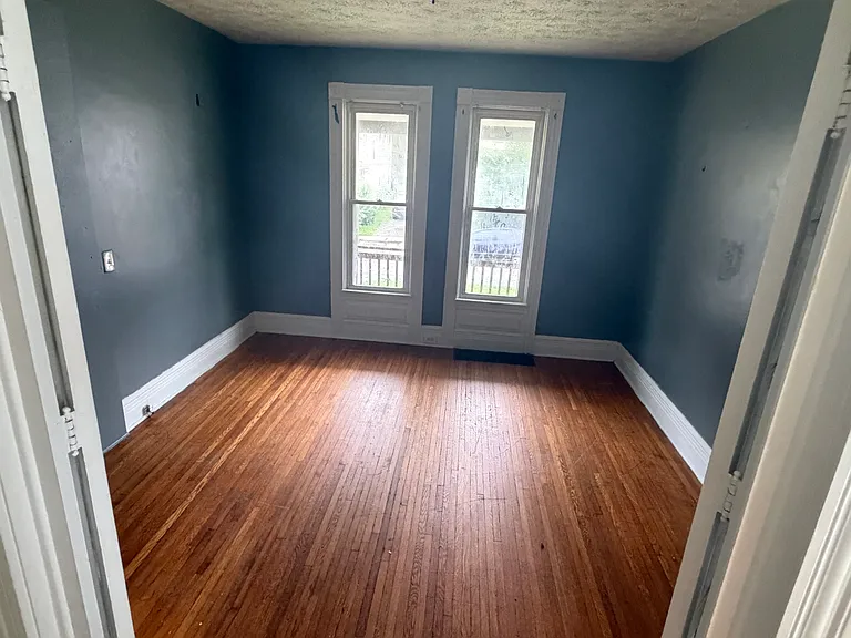 38 Mason St #1 — Photo 4