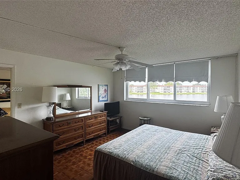 9423 S Hollybrook Lake Dr #203 — Photo 13