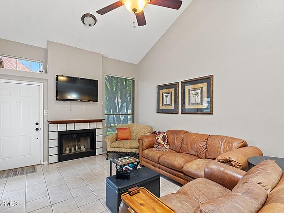 3rd image of 1717 E UNION HILLS Drive #1042
