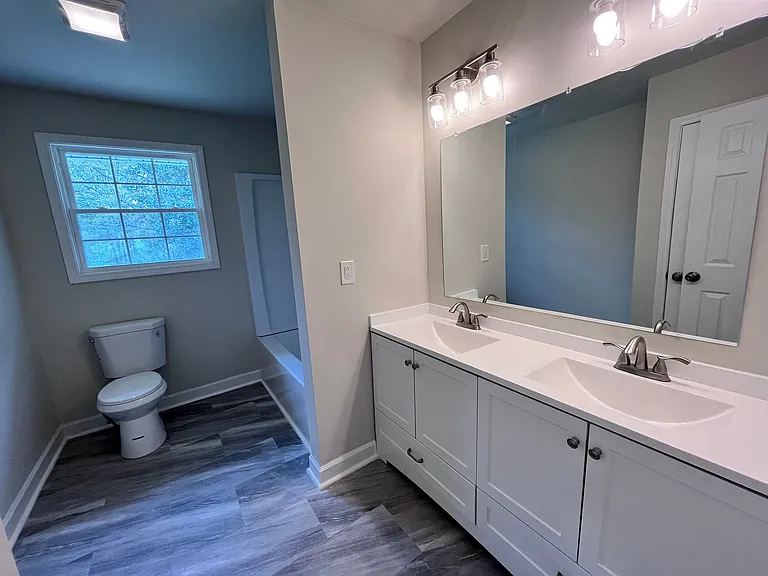206 Sumter St — Photo 18