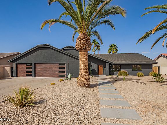 3rd image of 5726 E WOODRIDGE Drive