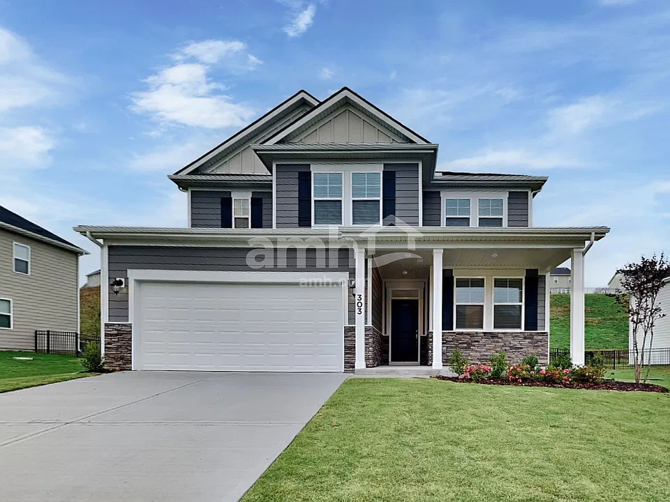 303 Sharpe Ct
