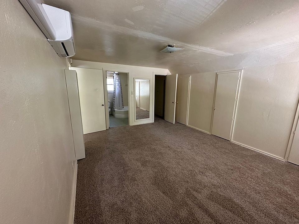 1st image of 648 Birch Dr APT B