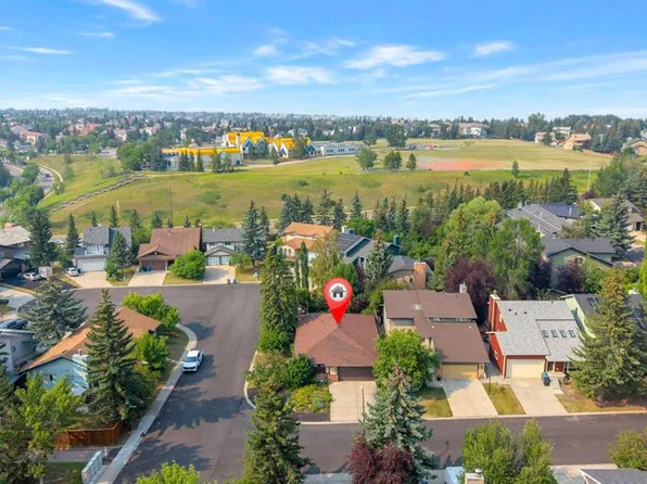 80 W Edforth Way NW, Calgary, AB T3A 3W2