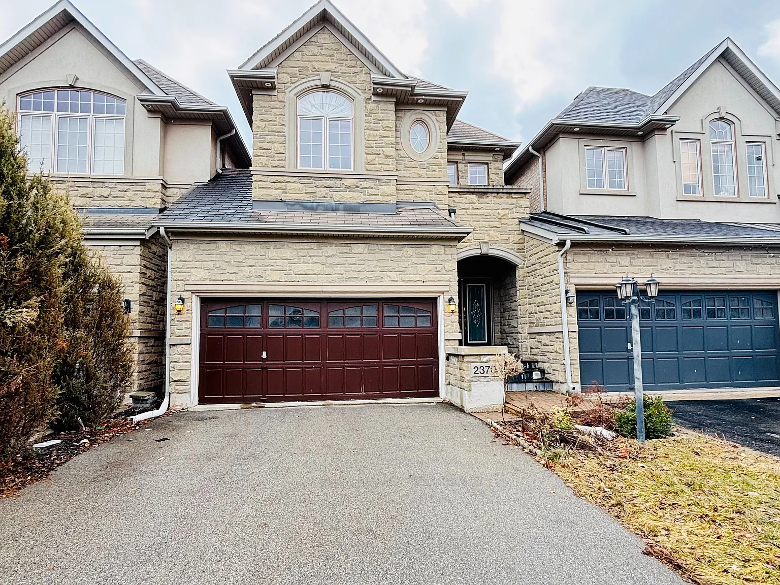 3 bed, $4,200 — Photo 1