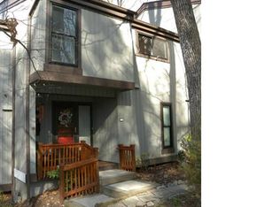 9311 Groundhog Dr, North Chesterfield, VA 23235