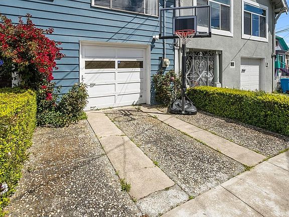 4th image of 8 Meda Ave